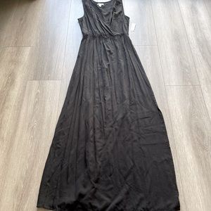 Graceful faux wrap black maxi dress Old Navy M NWT